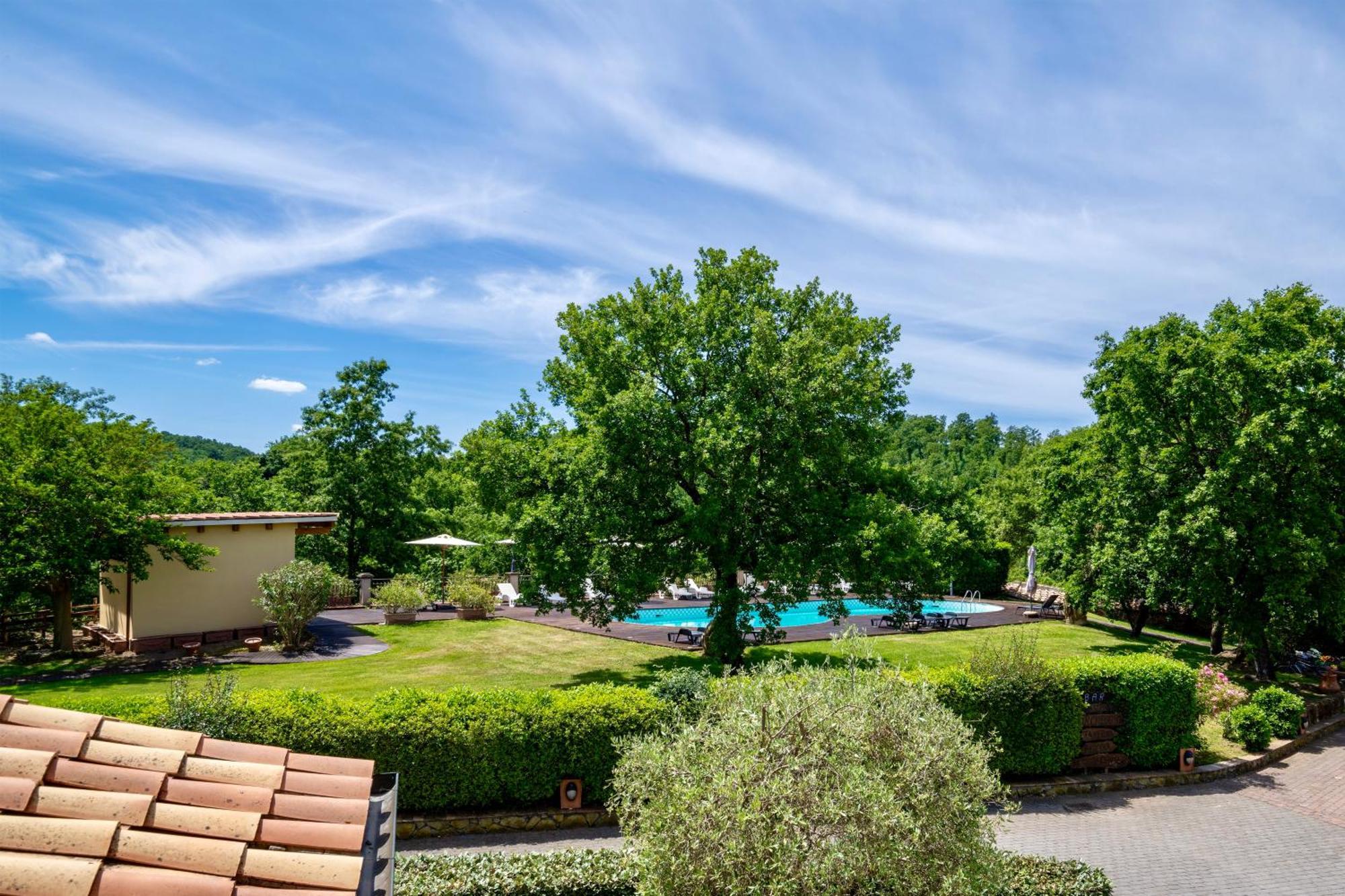 Isa - Residence With Swimming Pool In Sorano, Apartments With Air Conditioning And Private Outdoor Area المظهر الخارجي الصورة